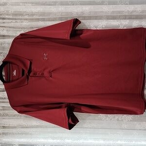 UNDER ARMOUR POLO